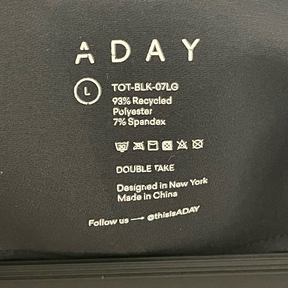 Sold  - Picture 3 of 6